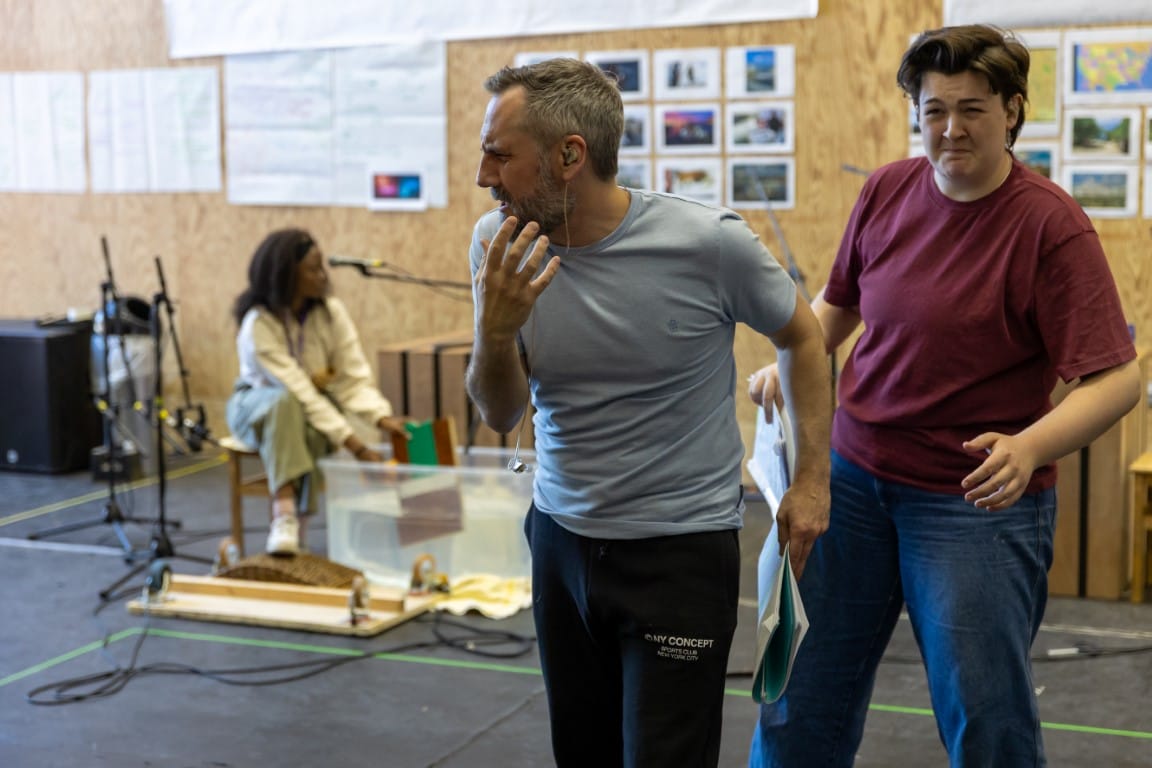 Rehearsal photos © Olivia Carroll