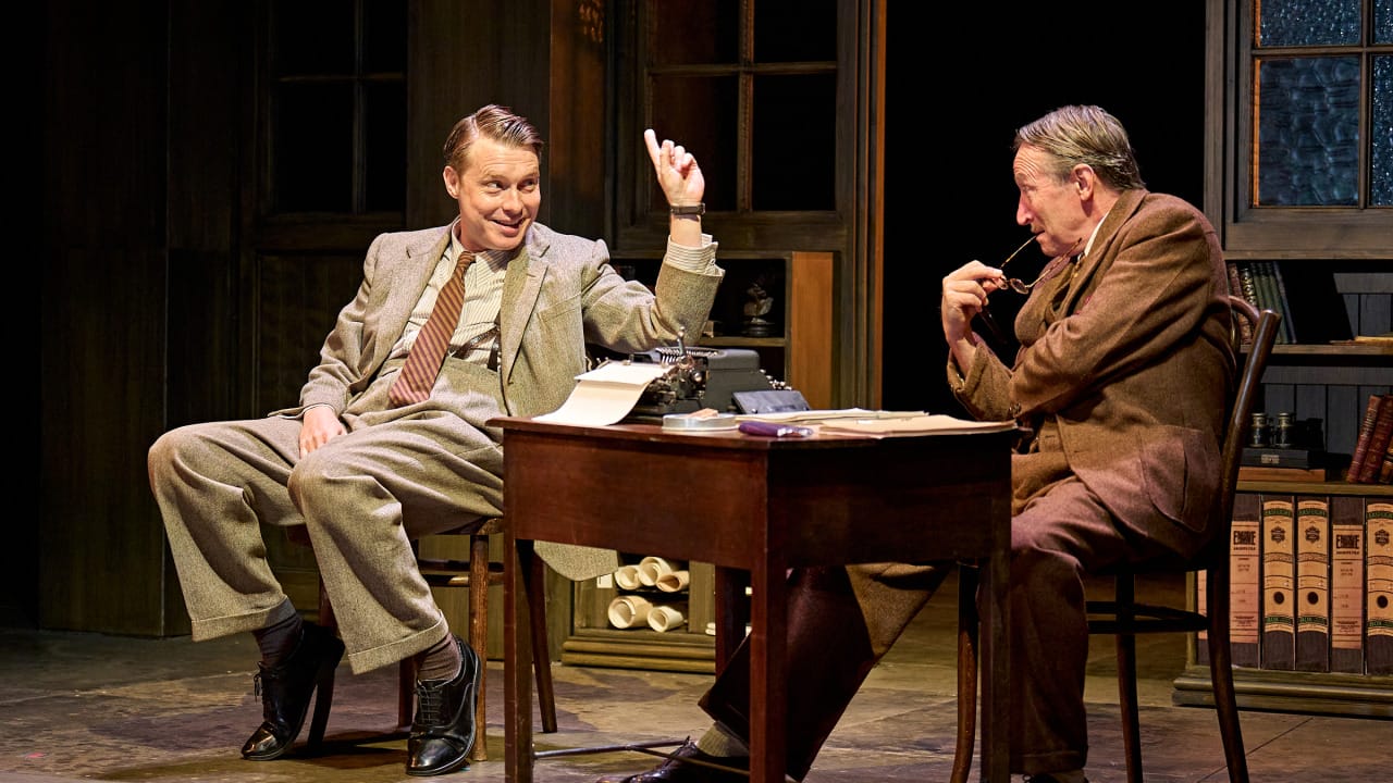 Production Photos © Manuel Harlan