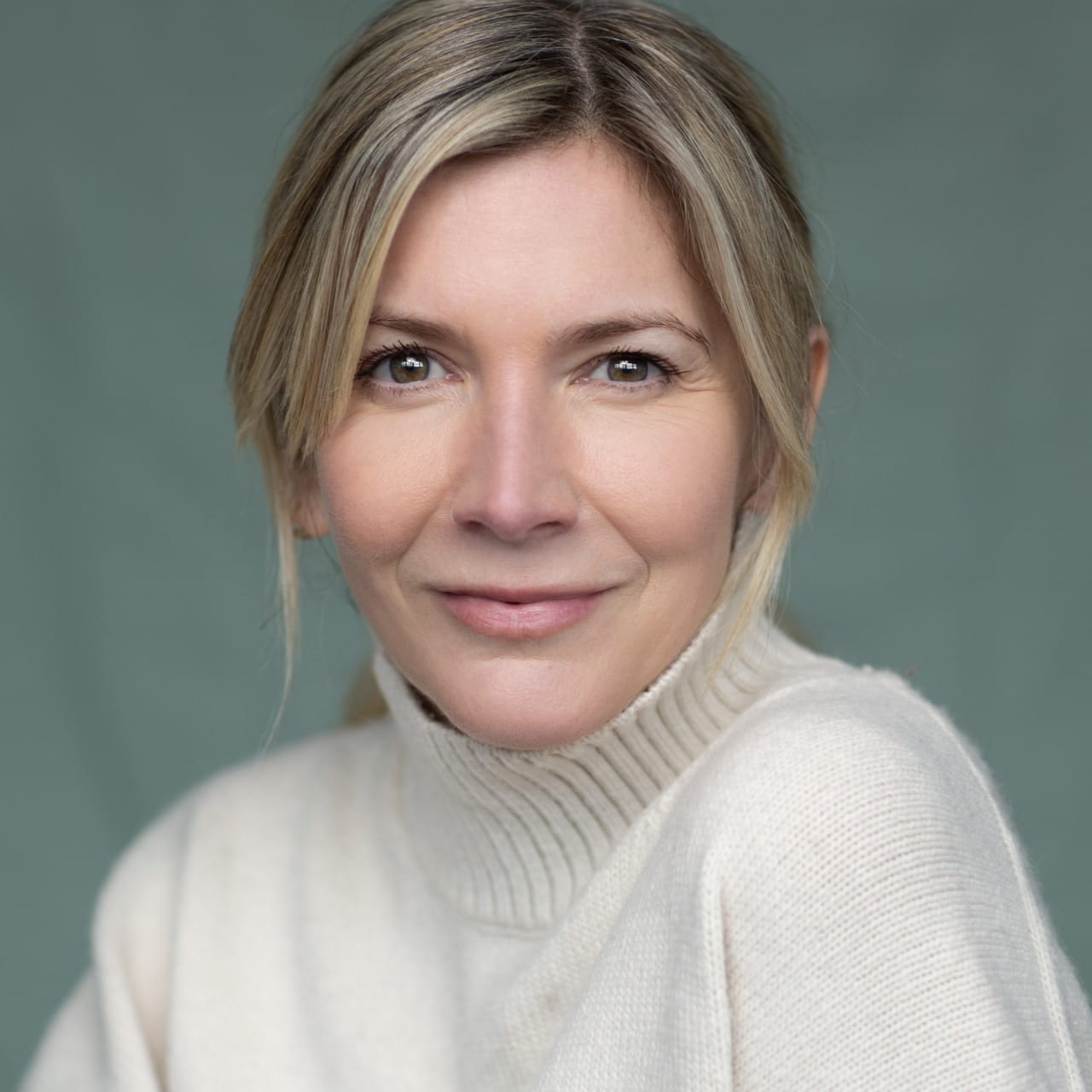 Lisa Faulkner