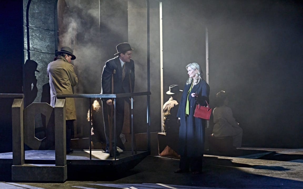 Production photography by Manuel Harlan