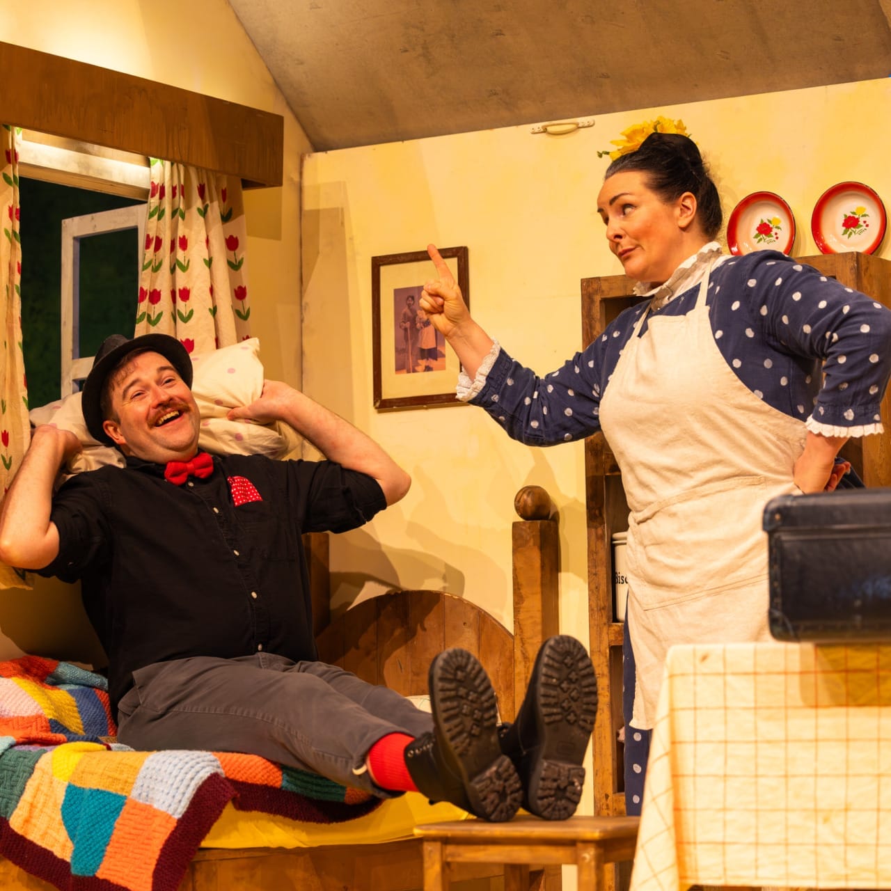 Production Photos © Phil Tragen