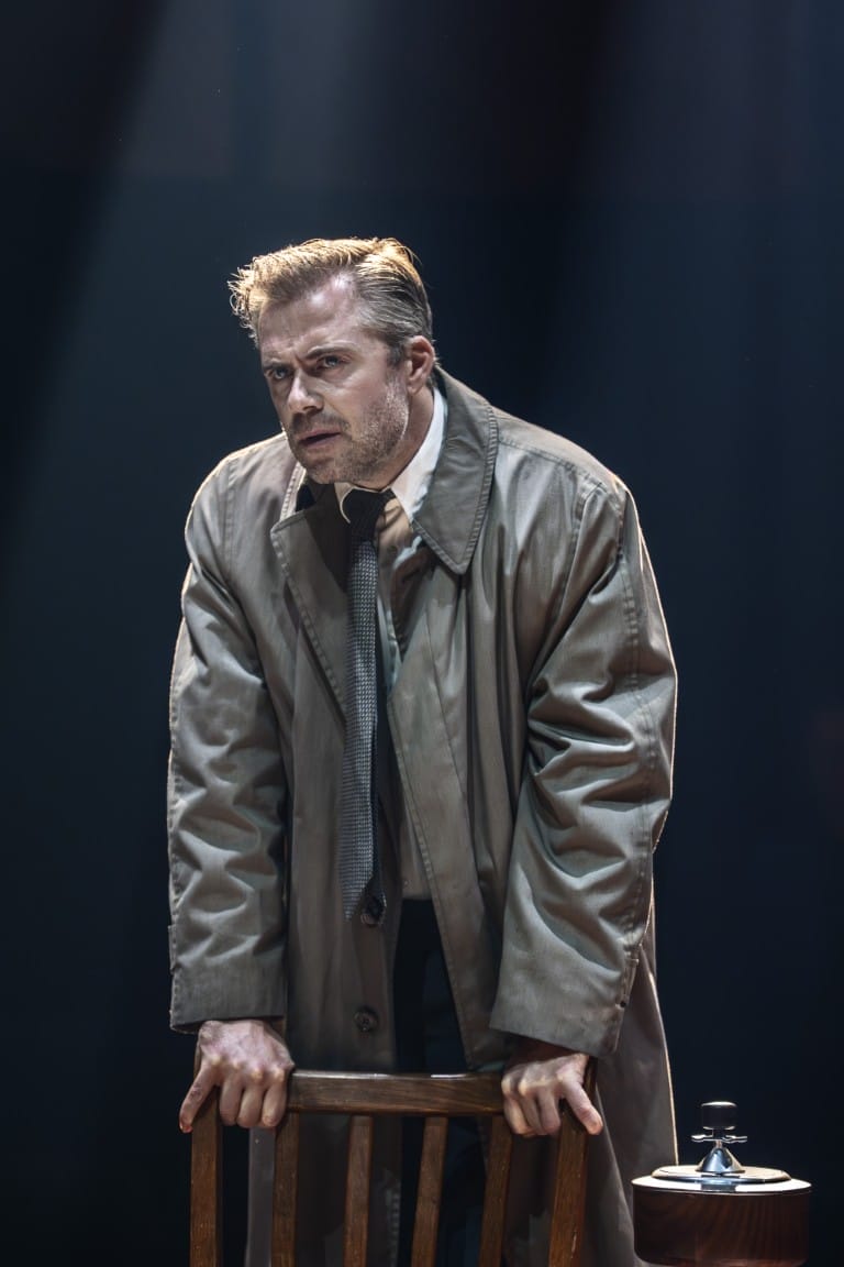 Production photos by Johan Persson