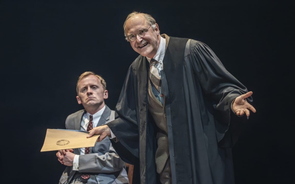 Production photos by Johan Persson