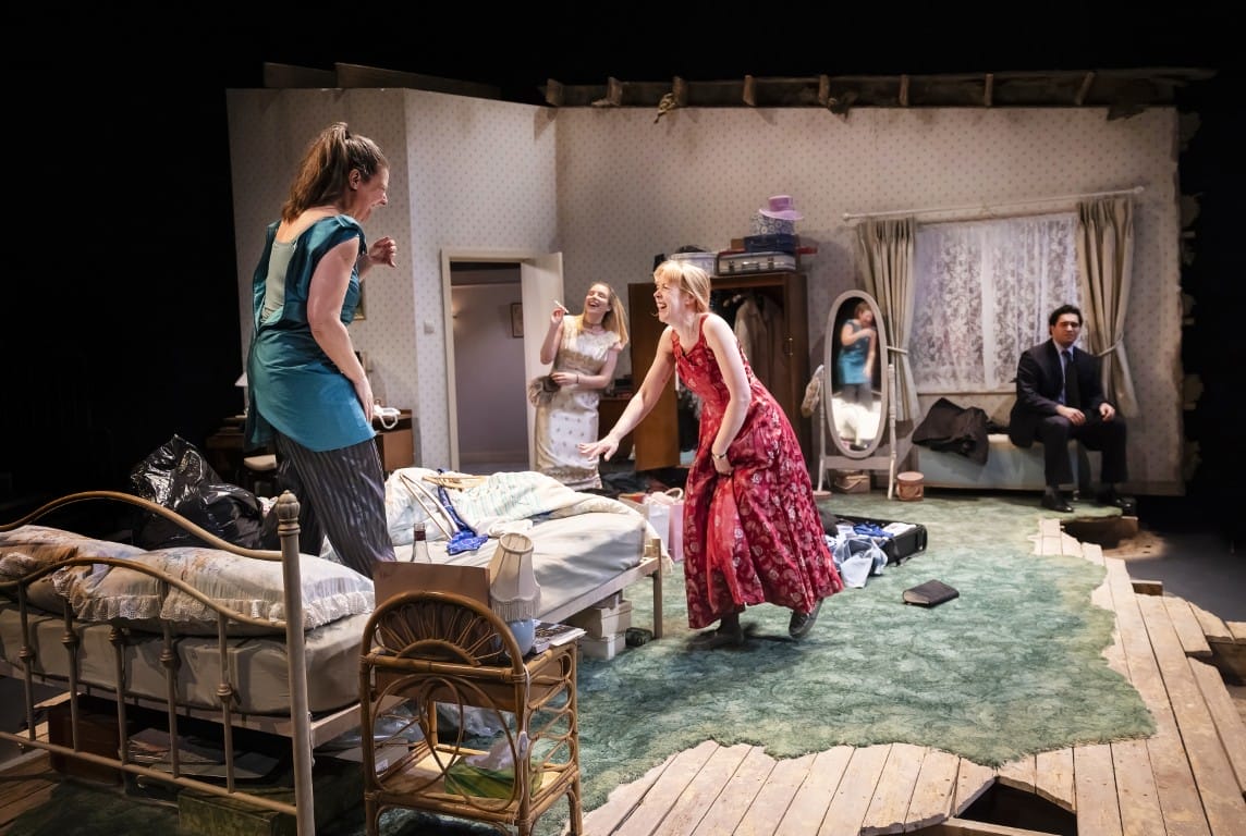 Production Photos by Pamela Raith 