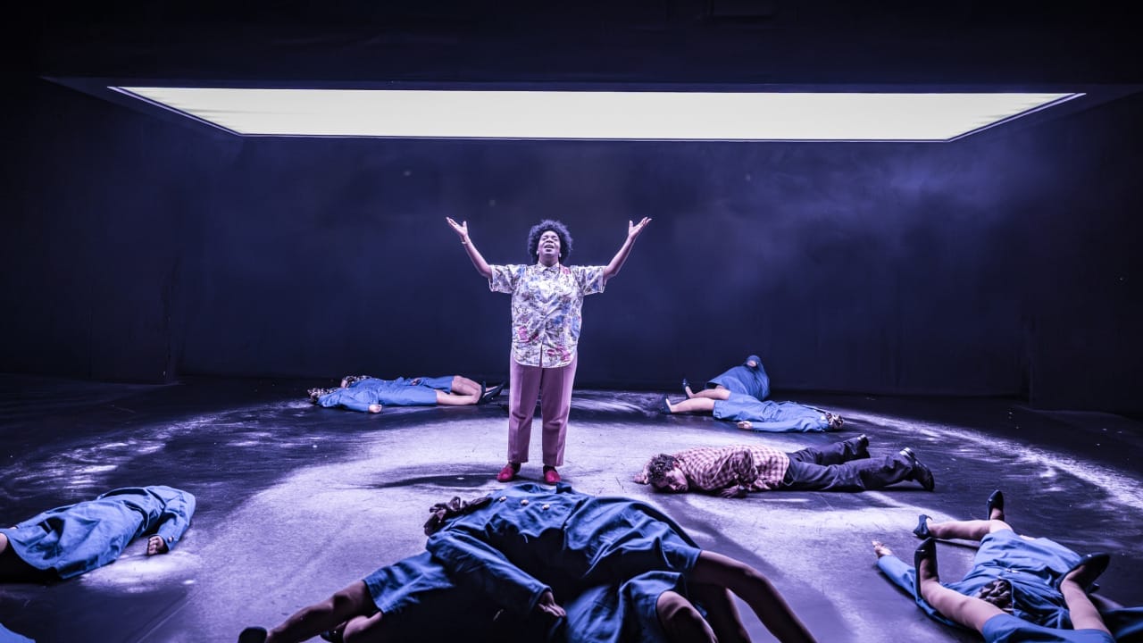 Production Photos (c) Marc Brenner 